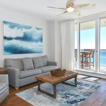 Silver Beach Towers E602